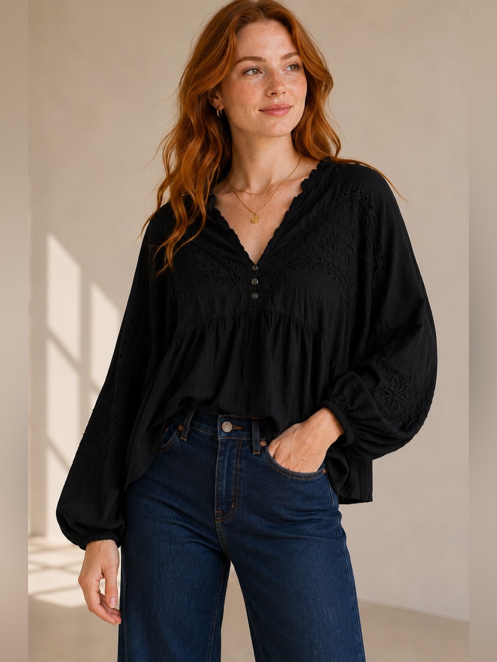 Black Tape Embroidered Bobo Peasant Top Size Medium